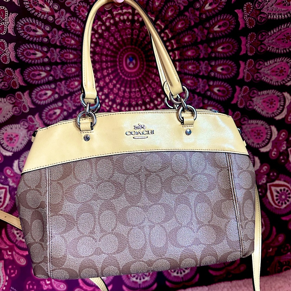 Coach handbag with Yellow detail